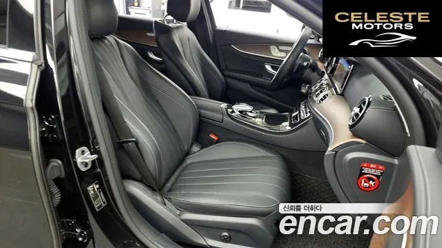 MERCEDES BENZ E-Classe W213 E220d Exclusive 2019 — photo 16 sur 31