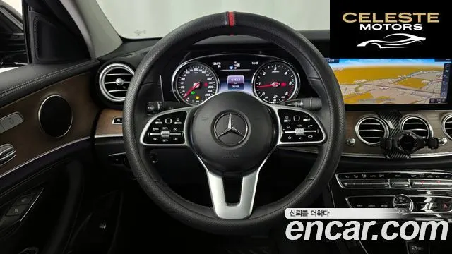 MERCEDES BENZ E-Classe W213 E220d Exclusive 2019 — photo 18 sur 31