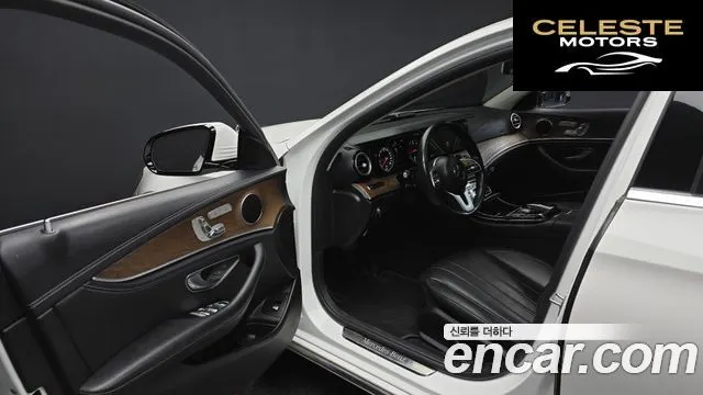 MERCEDES BENZ E-Classe W213 E220d 4MATIC Exclusive 2019 — photo 10 sur 20