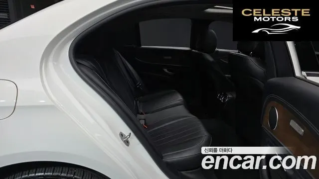 MERCEDES BENZ E-Classe W213 E220d 4MATIC Exclusive 2019 — photo 11 sur 20