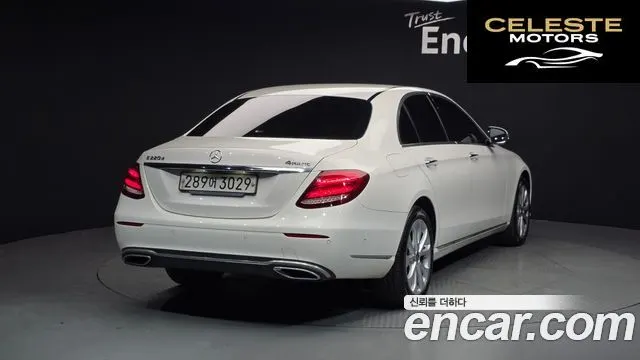 MERCEDES BENZ E-Classe W213 E220d 4MATIC Exclusive 2019 — photo 2 sur 20