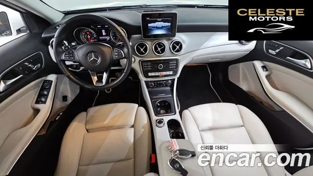 MERCEDES BENZ GLA-Classe X156 GLA220 Premium 2019 — photo 10 sur 39