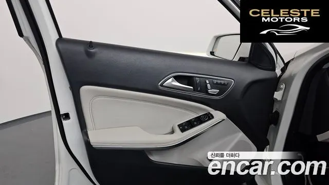 MERCEDES BENZ GLA-Classe X156 GLA220 Premium 2019 — photo 14 sur 39