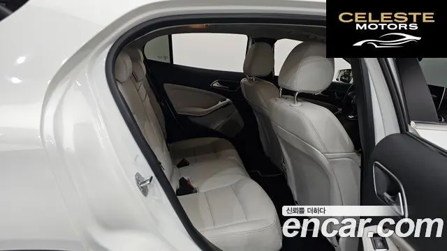 MERCEDES BENZ GLA-Classe X156 GLA220 Premium 2019 — photo 17 sur 39