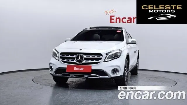 MERCEDES BENZ GLA-Classe X156 GLA220 Premium 2019 — photo 3 sur 39