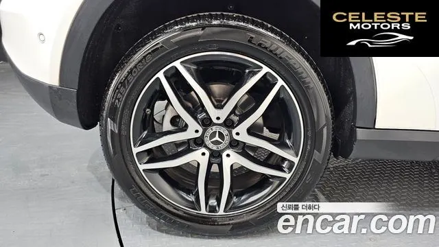 MERCEDES BENZ GLA-Classe X156 GLA220 Premium 2019 — photo 5 sur 39
