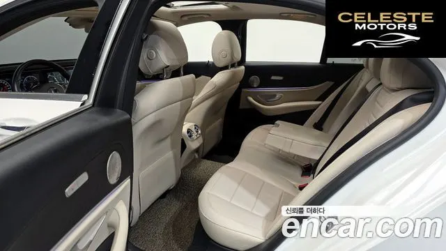 MERCEDES BENZ E-Classe W213 E220d Avantgarde 2018 — photo 12 sur 20