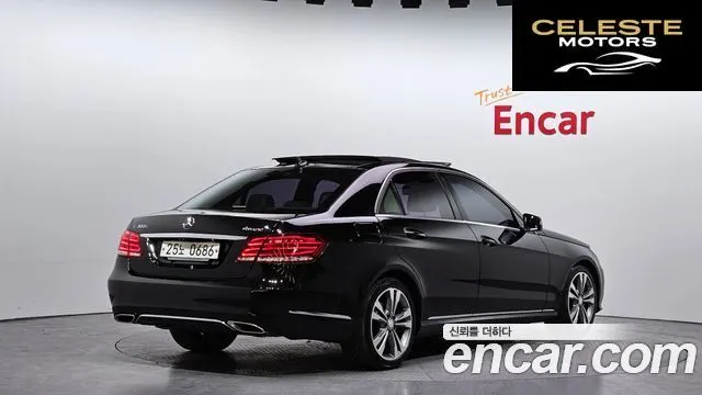 MERCEDES BENZ E-Classe W212 E300 4MATIC Avantgarde 2016 — photo 2 sur 20