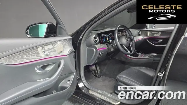 MERCEDES BENZ E-Classe W213 E350 4MATIC Avantgarde 2022 — photo 13 sur 39