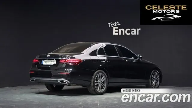 MERCEDES BENZ E-Classe W213 E350 4MATIC Avantgarde 2022 — photo 2 sur 39