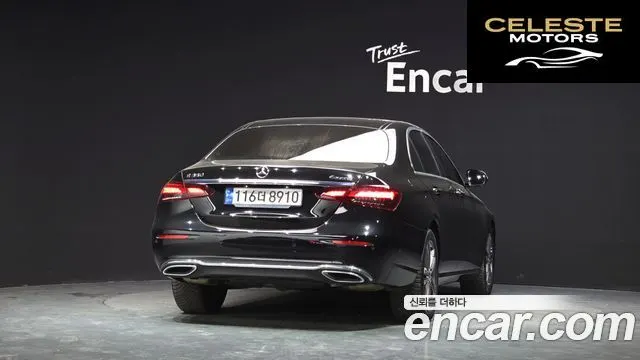 MERCEDES BENZ E-Classe W213 E350 4MATIC Avantgarde 2022 — photo 4 sur 39