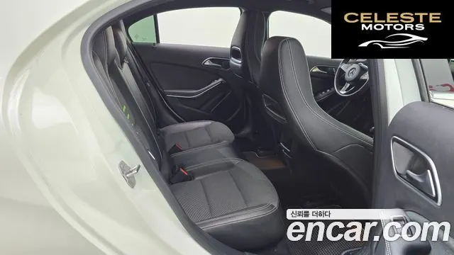 MERCEDES BENZ A-Classe W176 A200 2018 — photo 11 sur 20