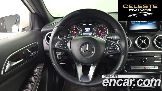 MERCEDES BENZ A-Classe W176 A200 2018 — photo 13 sur 20