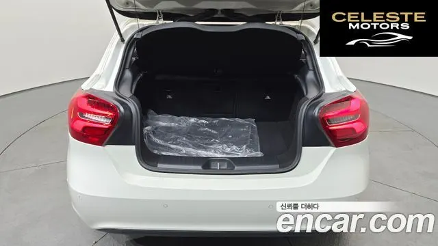 MERCEDES BENZ A-Classe W176 A200 2018 — photo 20 sur 20