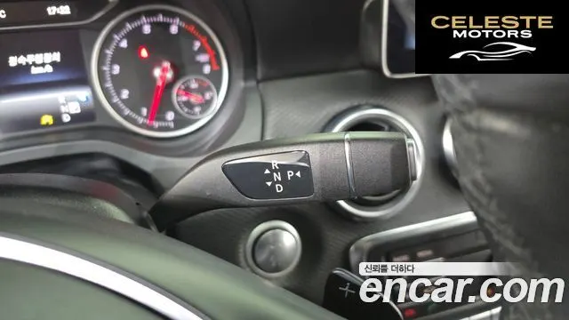 MERCEDES BENZ A-Classe W176 A200 2018 — photo 9 sur 20