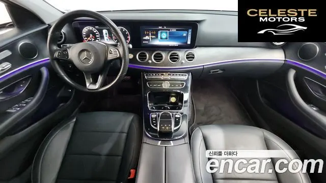 MERCEDES BENZ E-Classe W213 E300 4MATIC Avantgarde 2017 — photo 7 sur 20