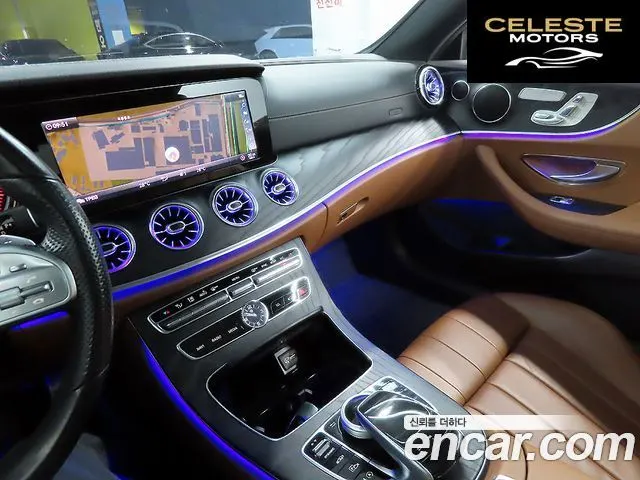 MERCEDES BENZ E-Classe W213 E220d Coupé 2019 — photo 13 sur 26