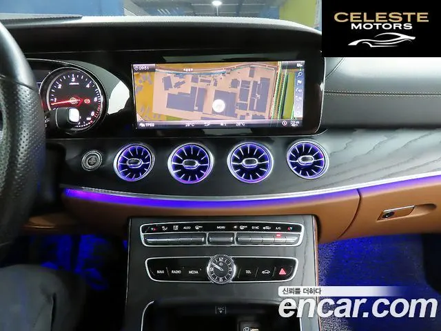 MERCEDES BENZ E-Classe W213 E220d Coupé 2019 — photo 14 sur 26