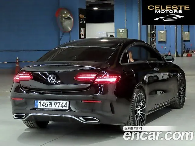 MERCEDES BENZ E-Classe W213 E220d Coupé 2019 — photo 2 sur 26