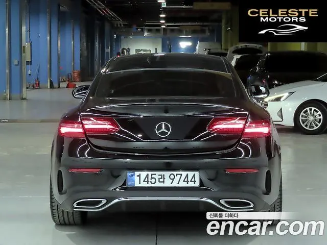 MERCEDES BENZ E-Classe W213 E220d Coupé 2019 — photo 4 sur 26