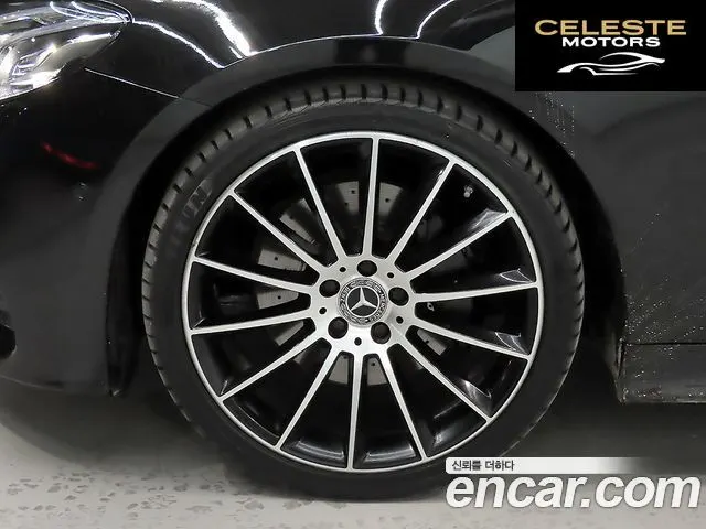 MERCEDES BENZ E-Classe W213 E220d Coupé 2019 — photo 5 sur 26