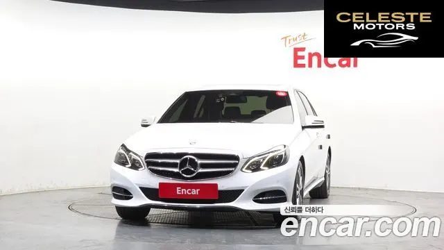 MERCEDES BENZ E-Classe W212 E220 Avantgarde 2016 — photo 3 sur 26