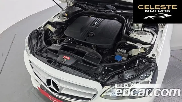 MERCEDES BENZ E-Classe W212 E220 Avantgarde 2016 — photo 6 sur 26