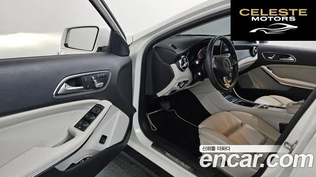 MERCEDES BENZ GLA-Classe X156 GLA220 Premium 2019 — photo 10 sur 39