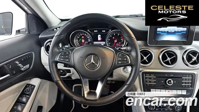 MERCEDES BENZ GLA-Classe X156 GLA220 Premium 2019 — photo 12 sur 39