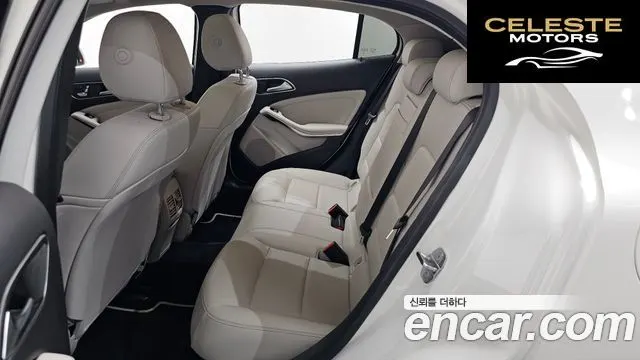 MERCEDES BENZ GLA-Classe X156 GLA220 Premium 2019 — photo 27 sur 39