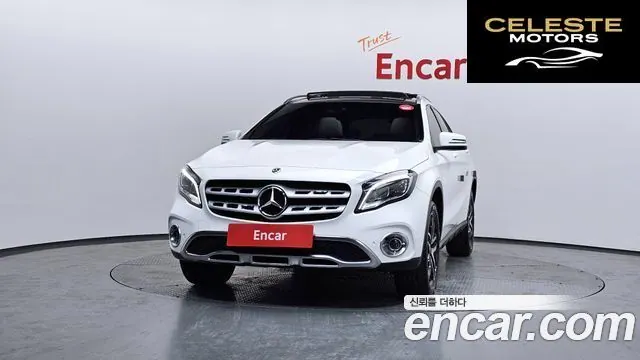 MERCEDES BENZ GLA-Classe X156 GLA220 Premium 2019 — photo 3 sur 39