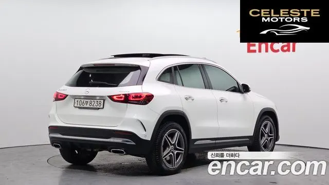 MERCEDES BENZ GLA-Classe H247 GLA250 4MATIC 2021 — photo 2 sur 36