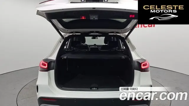 MERCEDES BENZ GLA-Classe H247 GLA250 4MATIC 2021 — photo 26 sur 36