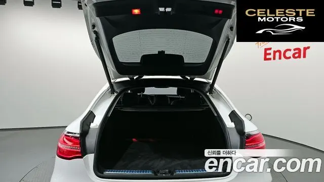 MERCEDES BENZ GLC-Classe X253 GLC220 d 4MATIC Coupé 2018 — photo 26 sur 31