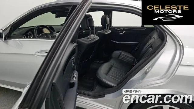MERCEDES BENZ E-Classe W212 E300 4MATIC Avantgarde 2014 — photo 12 sur 20