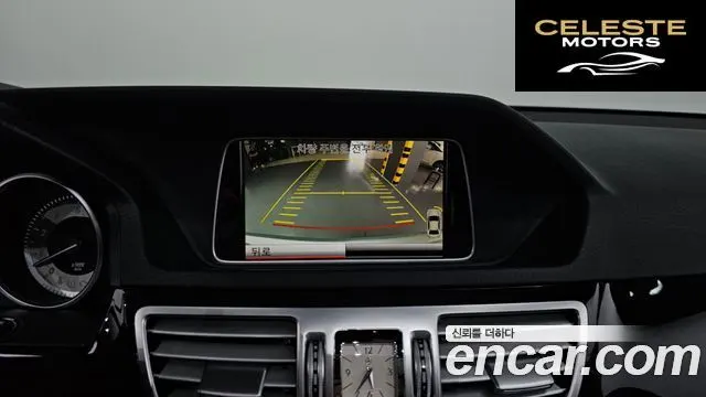 MERCEDES BENZ E-Classe W212 E300 4MATIC Avantgarde 2014 — photo 15 sur 20