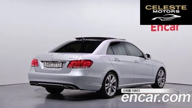 MERCEDES BENZ E-Classe W212 E300 4MATIC Avantgarde 2014 — photo 2 sur 20