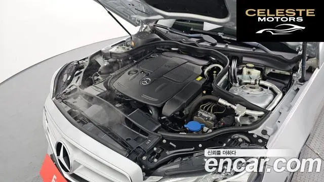 MERCEDES BENZ E-Classe W212 E300 4MATIC Avantgarde 2014 — photo 6 sur 20