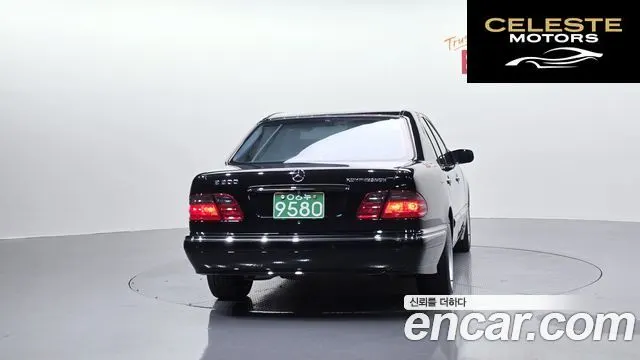 MERCEDES BENZ E-Classe W210 E200K 2002 — photo 4 sur 20