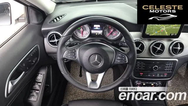 MERCEDES BENZ GLA-Classe X156 GLA200 d 2016 — photo 13 sur 20