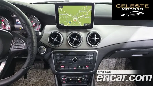 MERCEDES BENZ GLA-Classe X156 GLA200 d 2016 — photo 14 sur 20