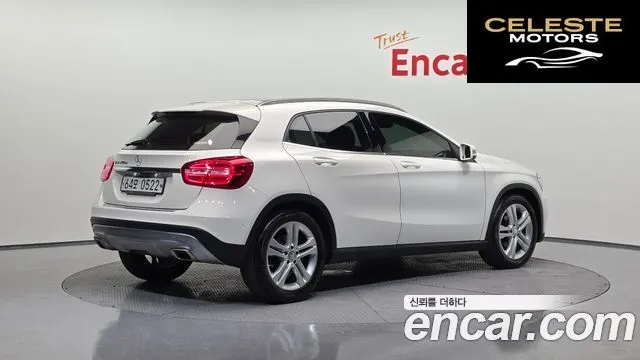 MERCEDES BENZ GLA-Classe X156 GLA200 d 2016 — photo 2 sur 20