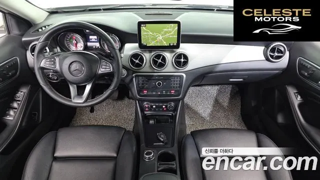 MERCEDES BENZ GLA-Classe X156 GLA200 d 2016 — photo 7 sur 20