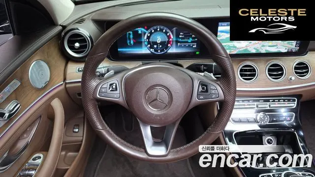 MERCEDES BENZ E-Classe W213 E300 4MATIC Exclusive 2018 — photo 19 sur 38