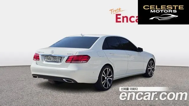 MERCEDES BENZ E-Classe W212 E220 Avantgarde Sport 2016 — photo 2 sur 20