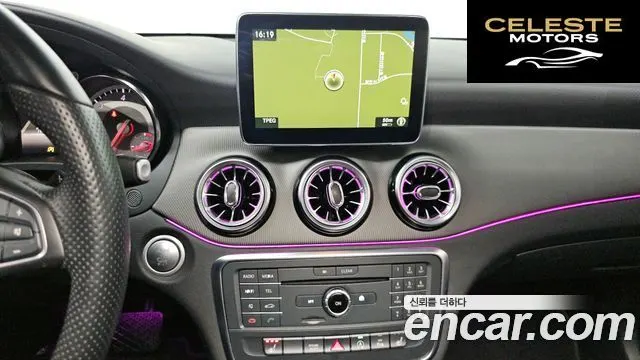 MERCEDES BENZ CLA-Classe C117 CLA200 d 4MATIC 2016 — photo 16 sur 20