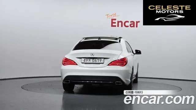 MERCEDES BENZ CLA-Classe C117 CLA200 d 4MATIC 2016 — photo 4 sur 20