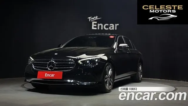 MERCEDES BENZ E-Classe W213 E350 4MATIC Avantgarde 2022 — photo 1 sur 30