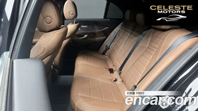 MERCEDES BENZ E-Classe W213 E350 4MATIC Avantgarde 2022 — photo 18 sur 30