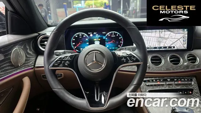 MERCEDES BENZ E-Classe W213 E350 4MATIC Avantgarde 2022 — photo 19 sur 30